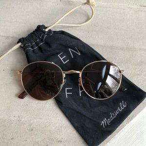 Madewell Round Sunglasses - Like New!